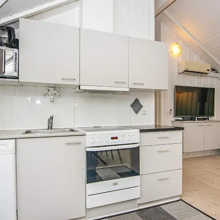 Holiday home 6 Person In Hovborg